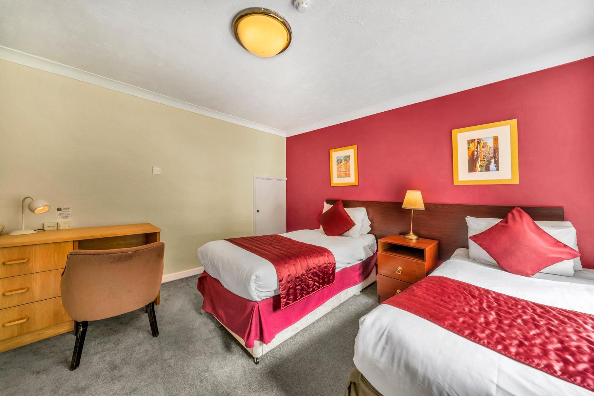 Dial House Hotel Каруторн Екстер'єр фото