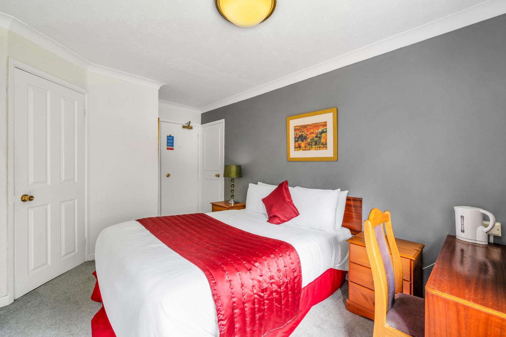 Dial House Hotel Каруторн Екстер'єр фото