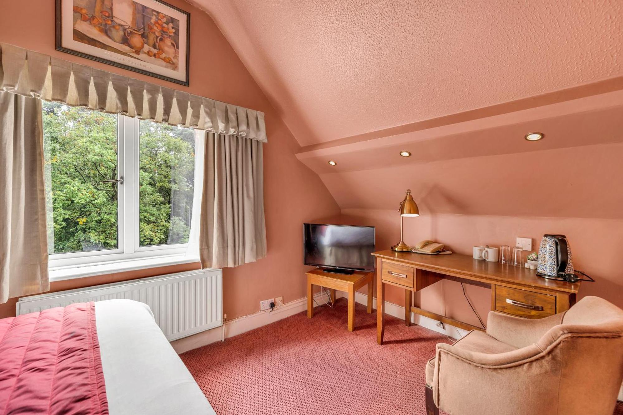 Dial House Hotel Каруторн Екстер'єр фото