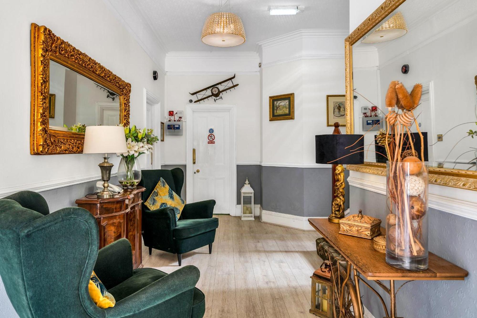 Dial House Hotel Каруторн Екстер'єр фото